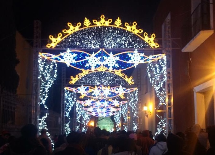 Roban a comerciantes de la Villa Iluminada