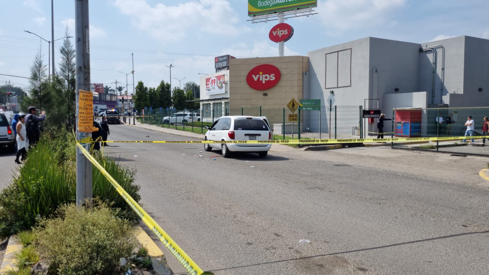 Le disparan frente a Plaza San Diego