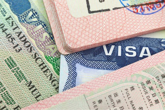 EE. UU. restringirá visas a socios y familiares de narcos sancionados