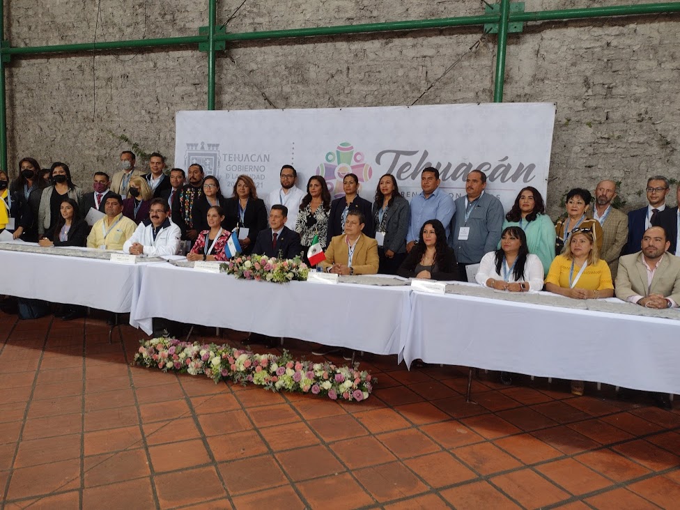  Firman universidades de Tehuacán carta de intención con embajada de Nicaragua  