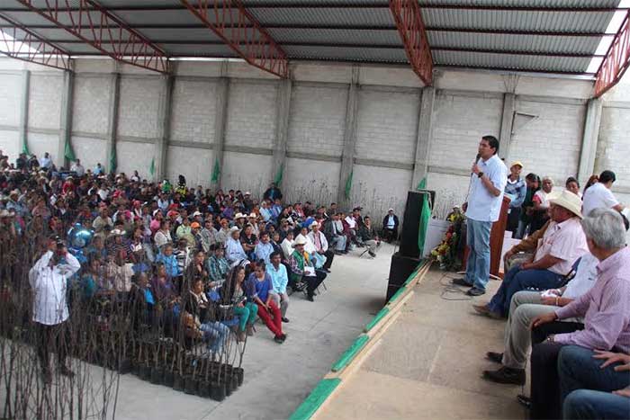 Reciben 48 campesinos de Huejotzingo bonos para vivienda de la SEDATU