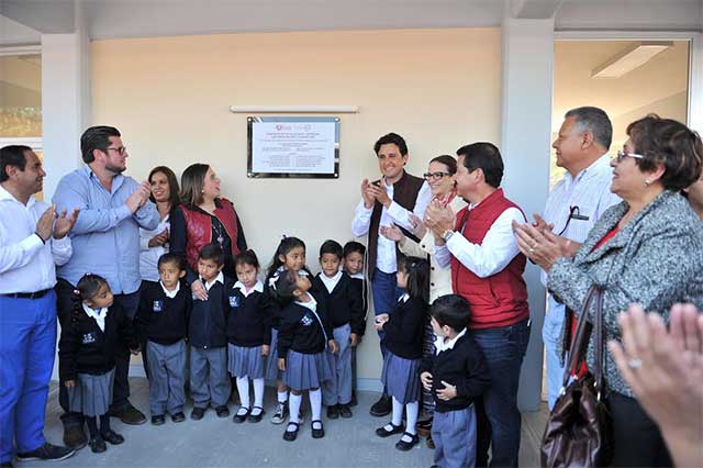 Entrega José Juan Espinosa nuevas instalaciones del DIF de San Pedro Cholula