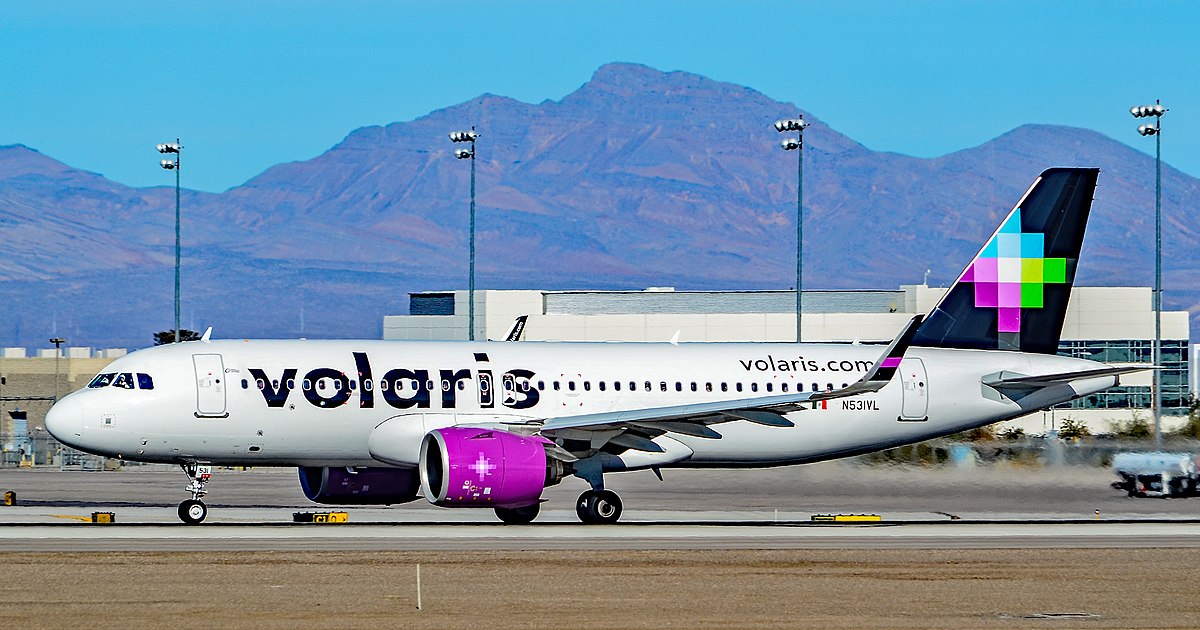 Pasajero intenta desviar vuelo de Volaris a EU