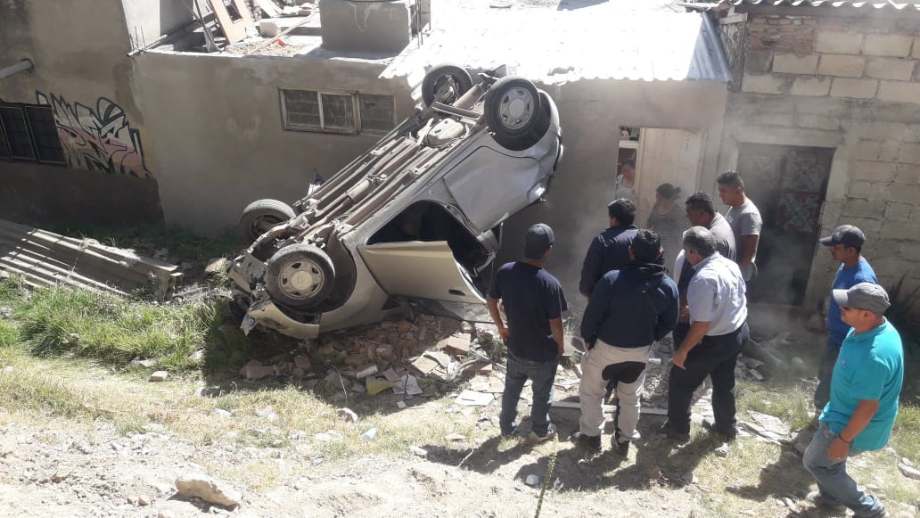 Volcadura deja tres lesionados sobre la Puebla - Orizaba 