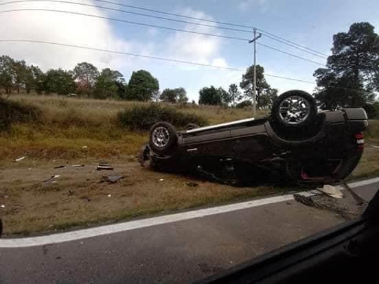 Fuerte accidente en el Seco-Acatzingo deja una persona herida