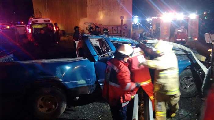 Mueren 3 personas en volcadura en la carretera Tlaxcala-Texmelucan