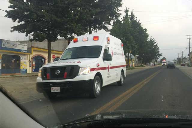 Aparatosa volcadura deja 6 lesionados en Zaragoza