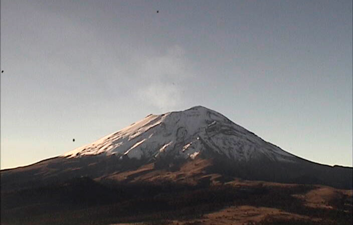 Registran en el Popocatépetl 254 exhalaciones en 24 horas