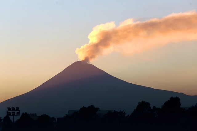 Tranquilo el Popocatépetl en este Jueves Santo