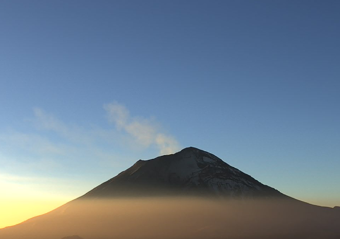 Popocatépetl registra 32 exhalaciones y 95 minutos de tremor de baja amplitud