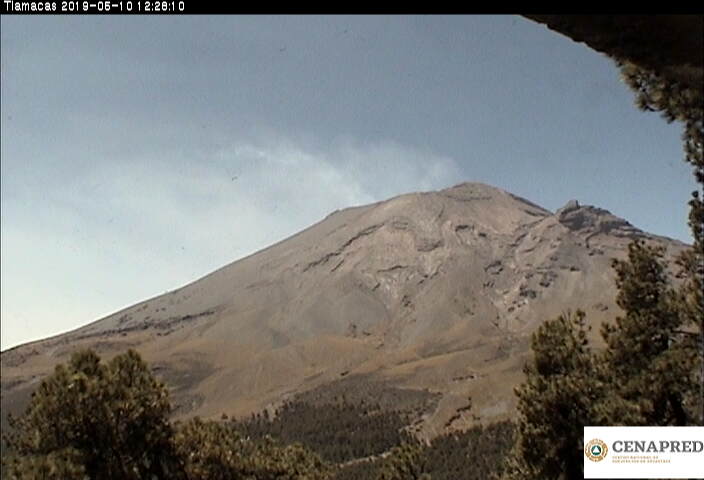 Reportan incandescencia en cráter del Popocatépetl