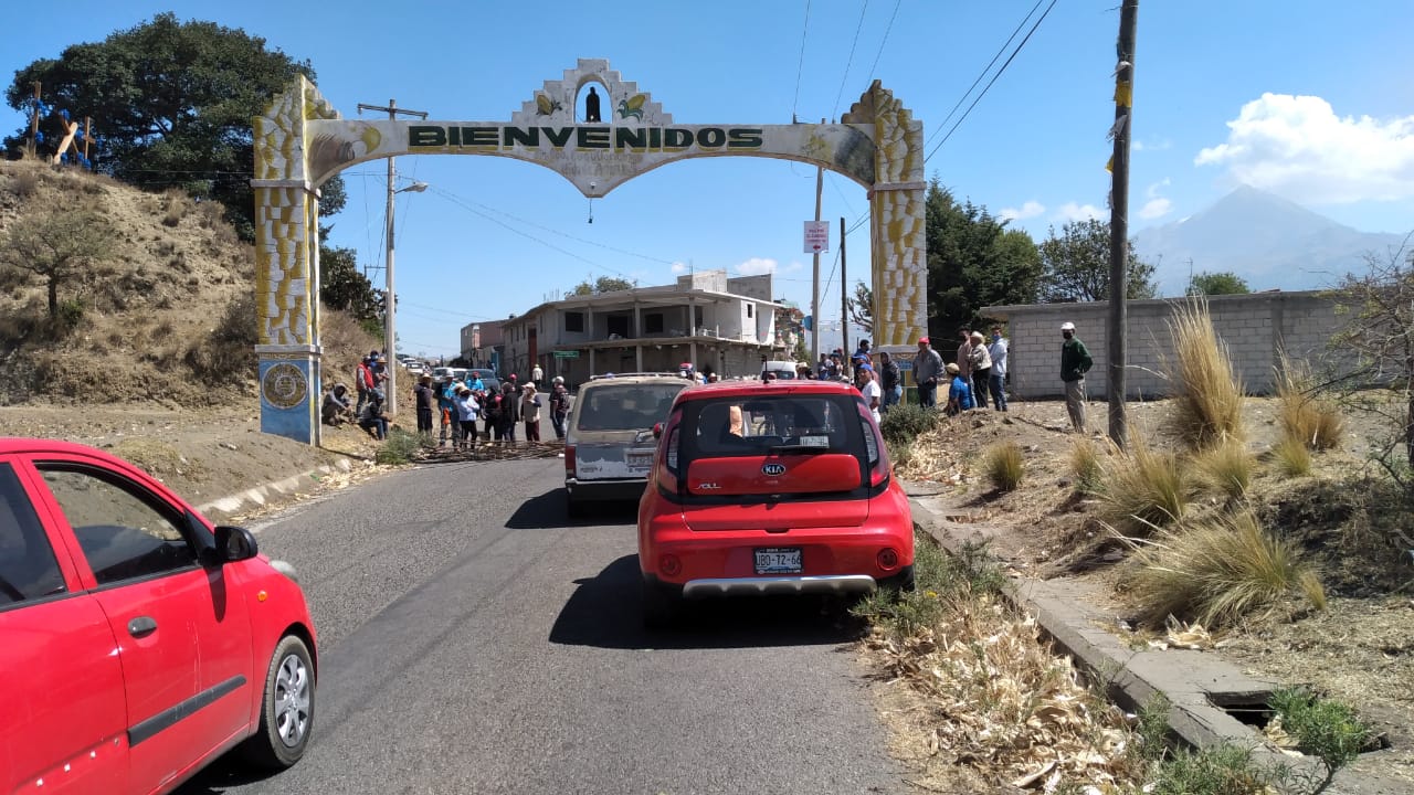 Habitantes cierran acceso al parque turístico Volcanic Park