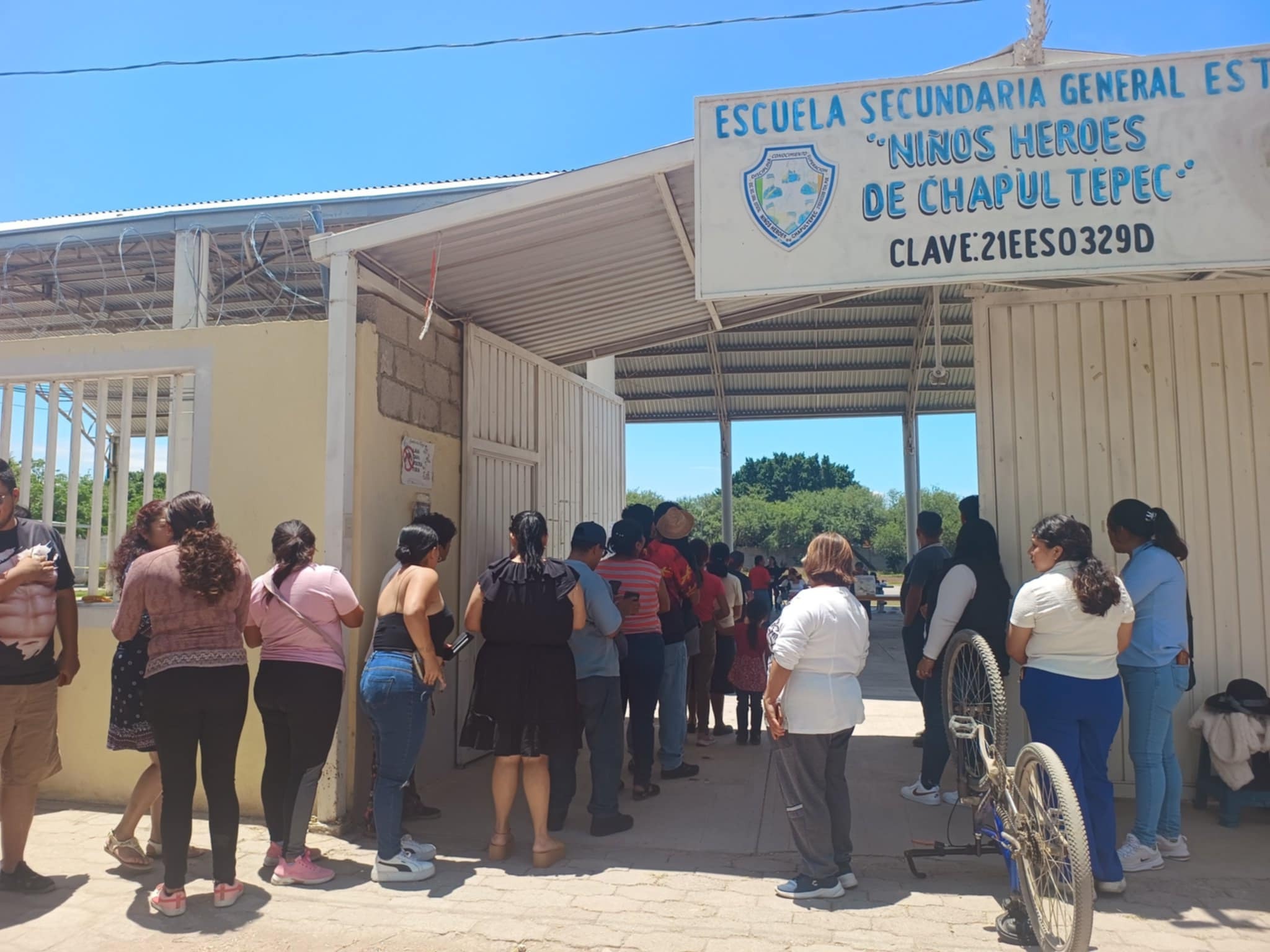 En calma, transcurren plebiscitos en San Vicente Ferrer 