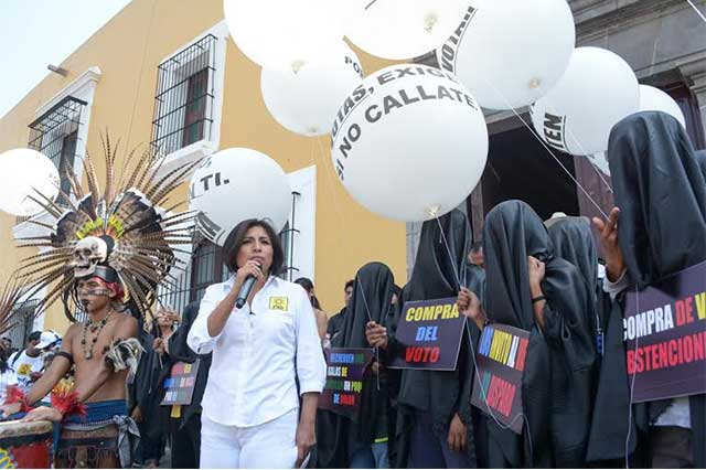 Roxana Luna llama a los poblanos a que salgan a votar libremente