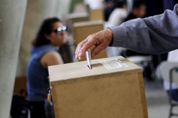 ¿Que nos consulten o que ellos decidan?