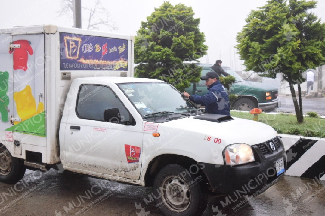 Frío y lluvias ocasionan problemas a pobladores de Zacapoaxtla