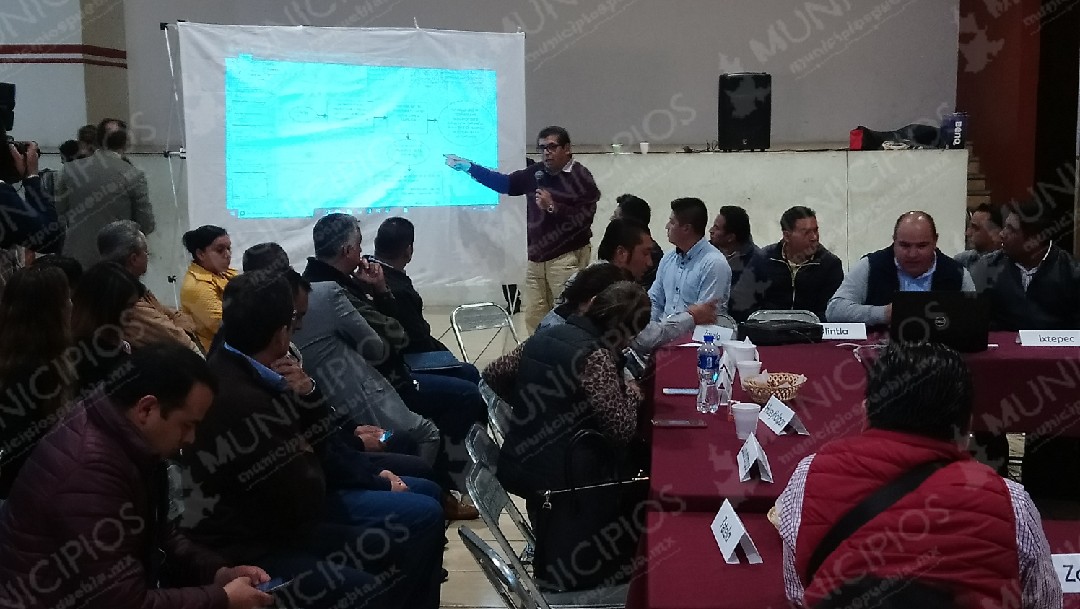 Capacitan a ediles sobre linchamientos en región de Zacapoaxtla