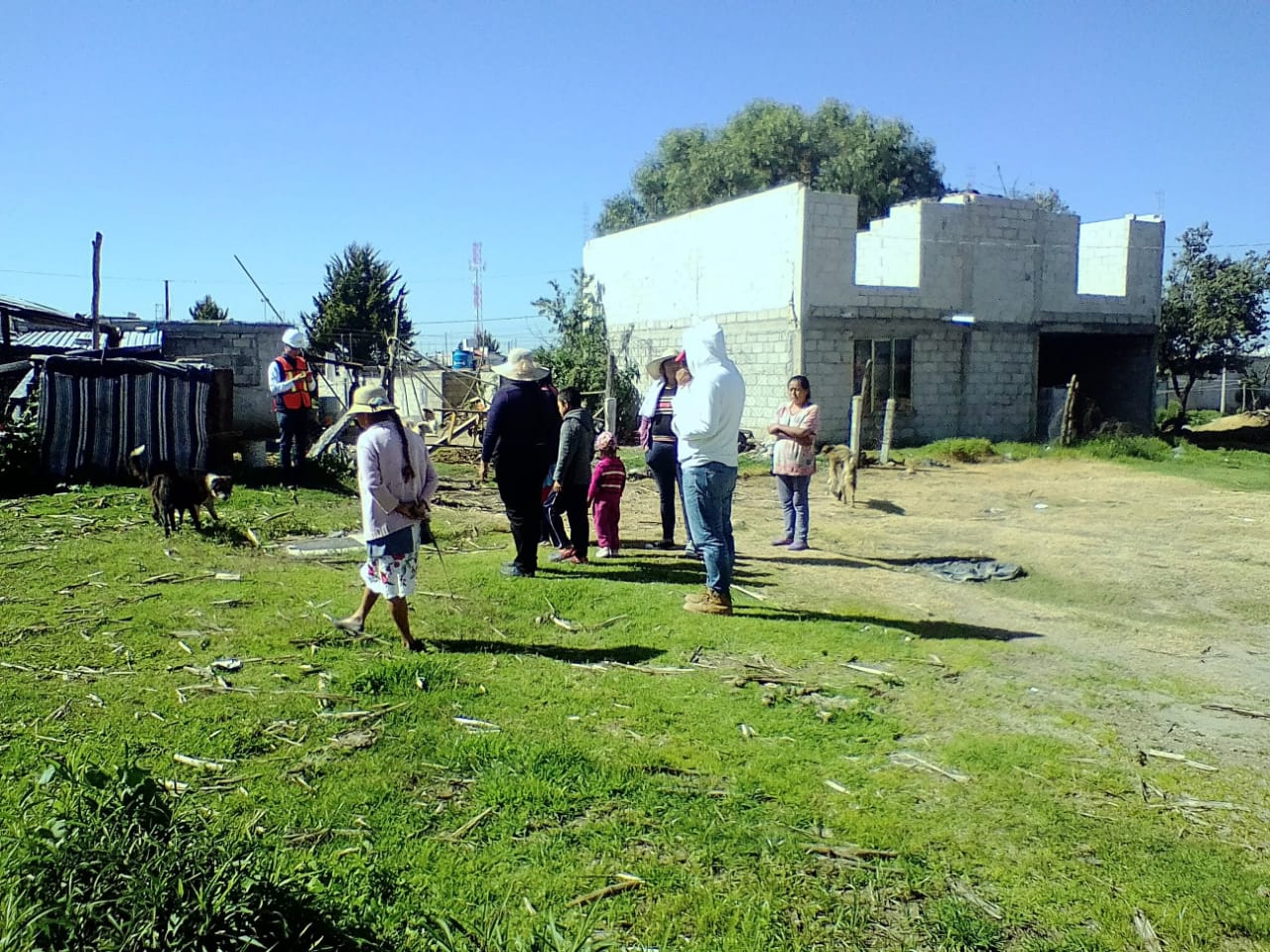 Vecinos piden red de drenaje en San Miguel Espejo