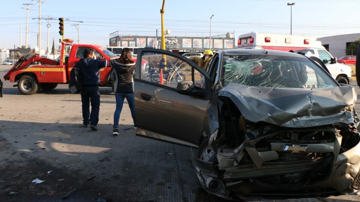 Más de dos mil accidentes viales se presentaron en Puebla capital