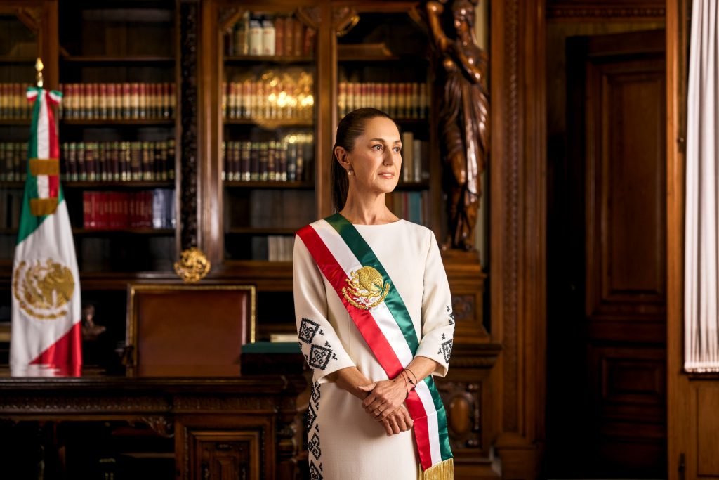 Esta es la foto oficial de la presidenta Claudia Sheinbaum