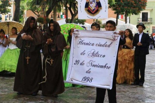 Atlixco celebra con mariachis los 437 años de su fundación