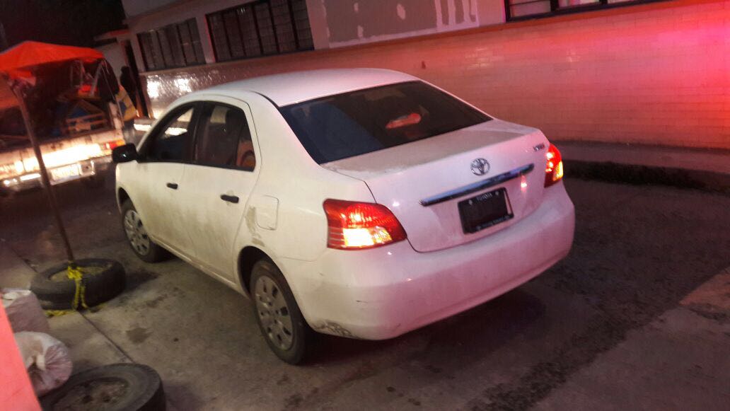 Recuperan en Teziutlán auto robado en Veracruz
