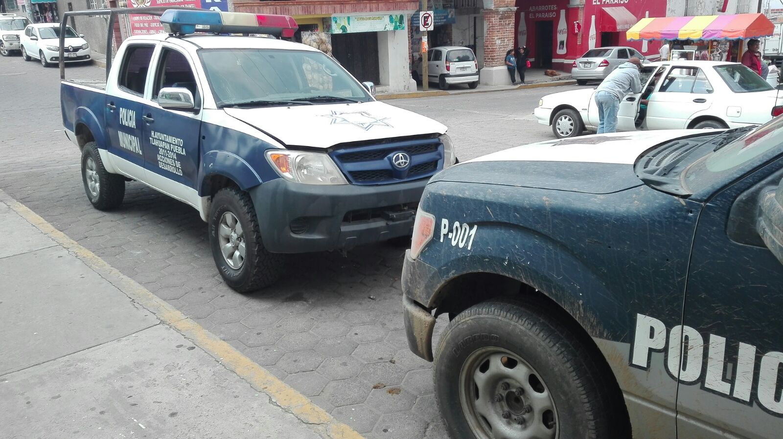 Ataque huachicolero deja 2 heridos y daños a 6 patrullas de Tlahuapan