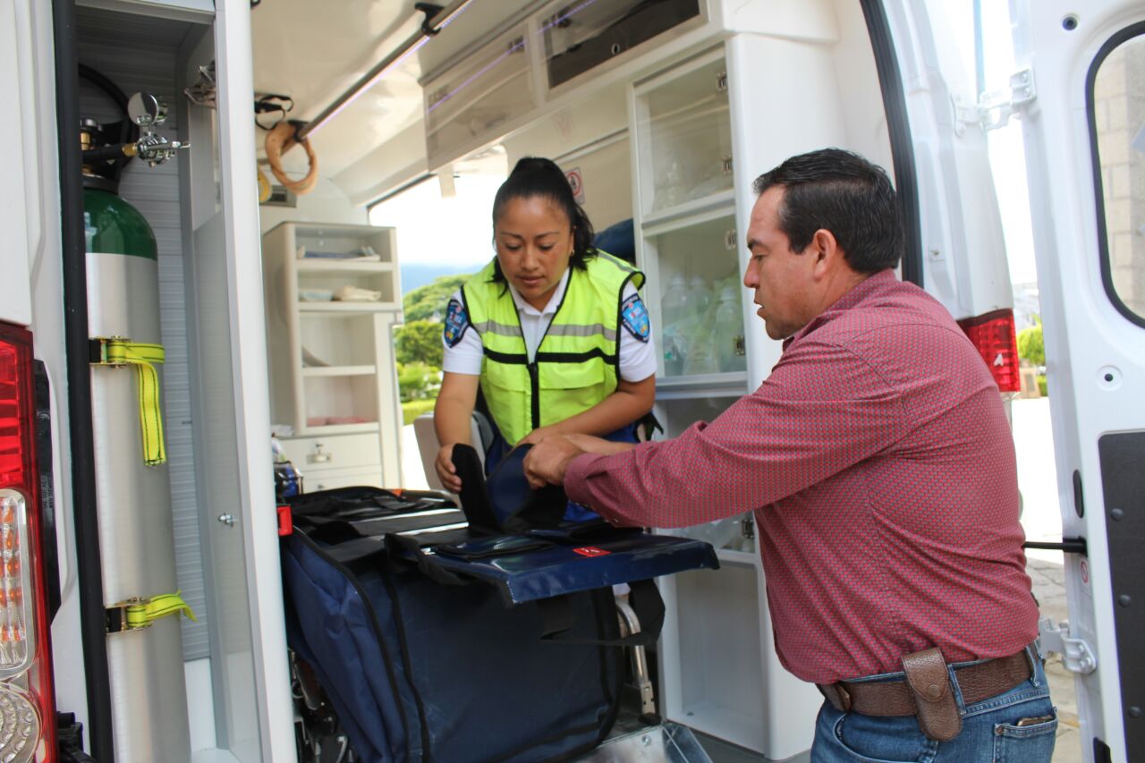 Adquiere Zacapoaxtla nueva ambulancia del SUMA 