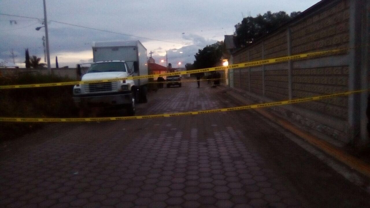 Camión con autopartes de Audi es recuperado en Tochtepec