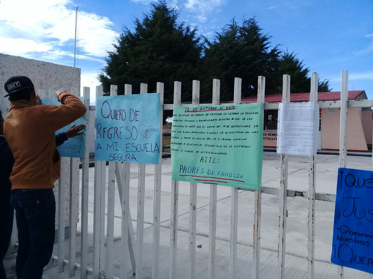 Impiden clases en escuela de Buenos Aires por supuestos daños