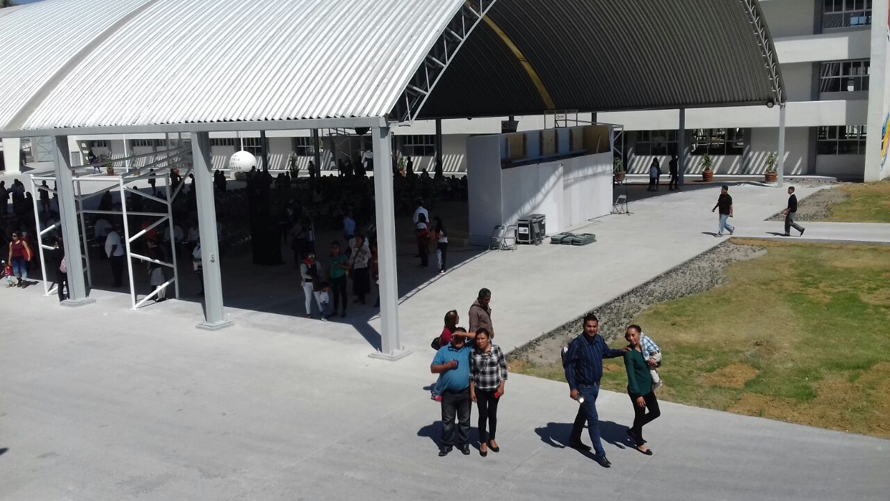 Inauguran obra educativa incompleta por segunda vez, en Izúcar