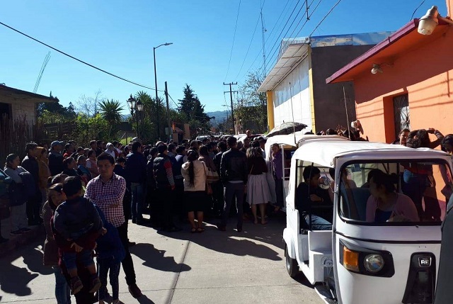 Con apoyo de diputado del PT, mototaxis regresan a Atempan