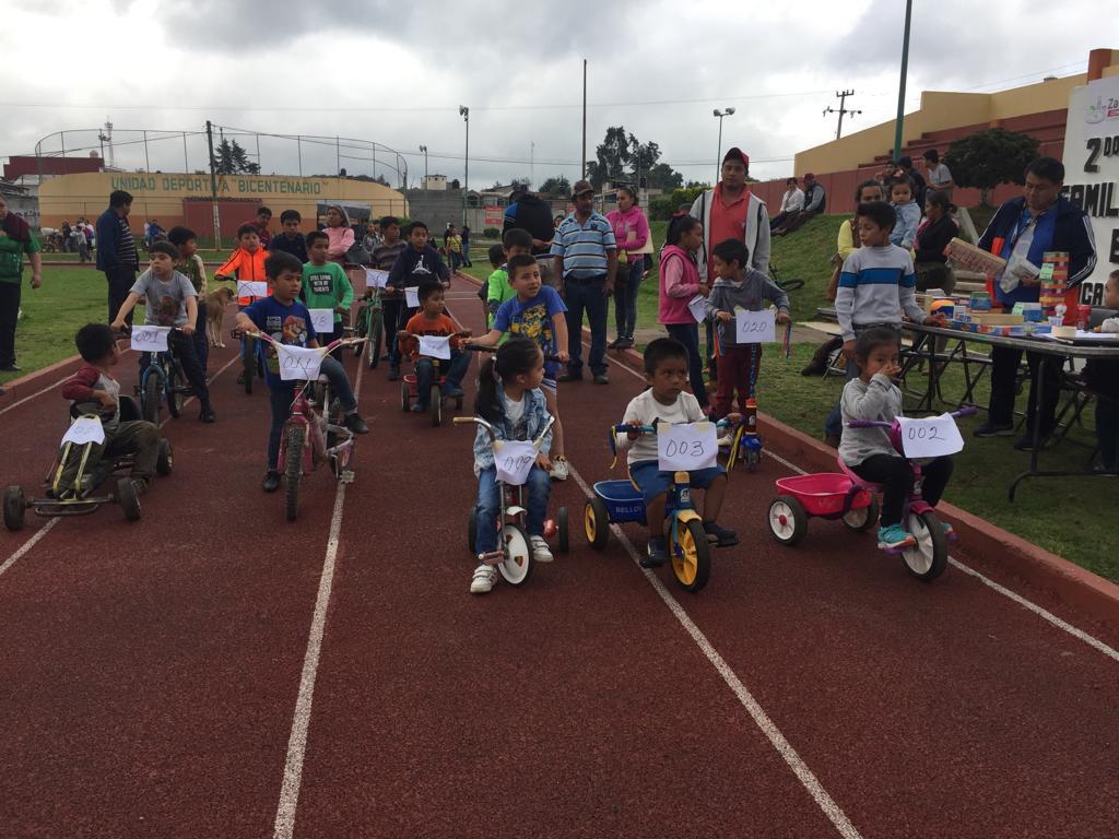 Decenas se suman al Ciclotón Infantil Familiar en Zacatlán