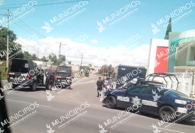 Agreden a federales y militares en Tecamachalco, reportan un muerto