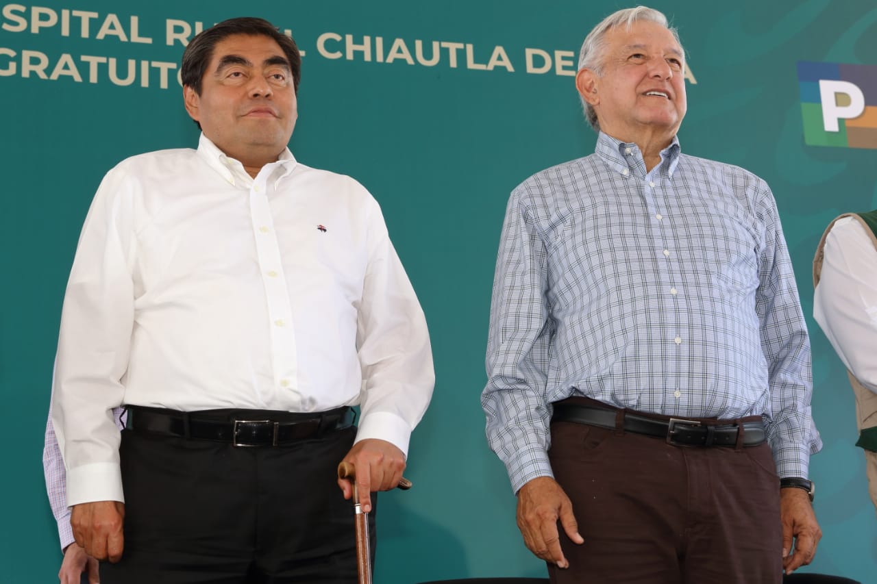 Barbosa se compromete ante AMLO a destruir plantíos de droga en Puebla