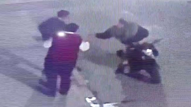 VIDEO Cuidado, así asaltan en menos de 30 segundos en Texmelucan