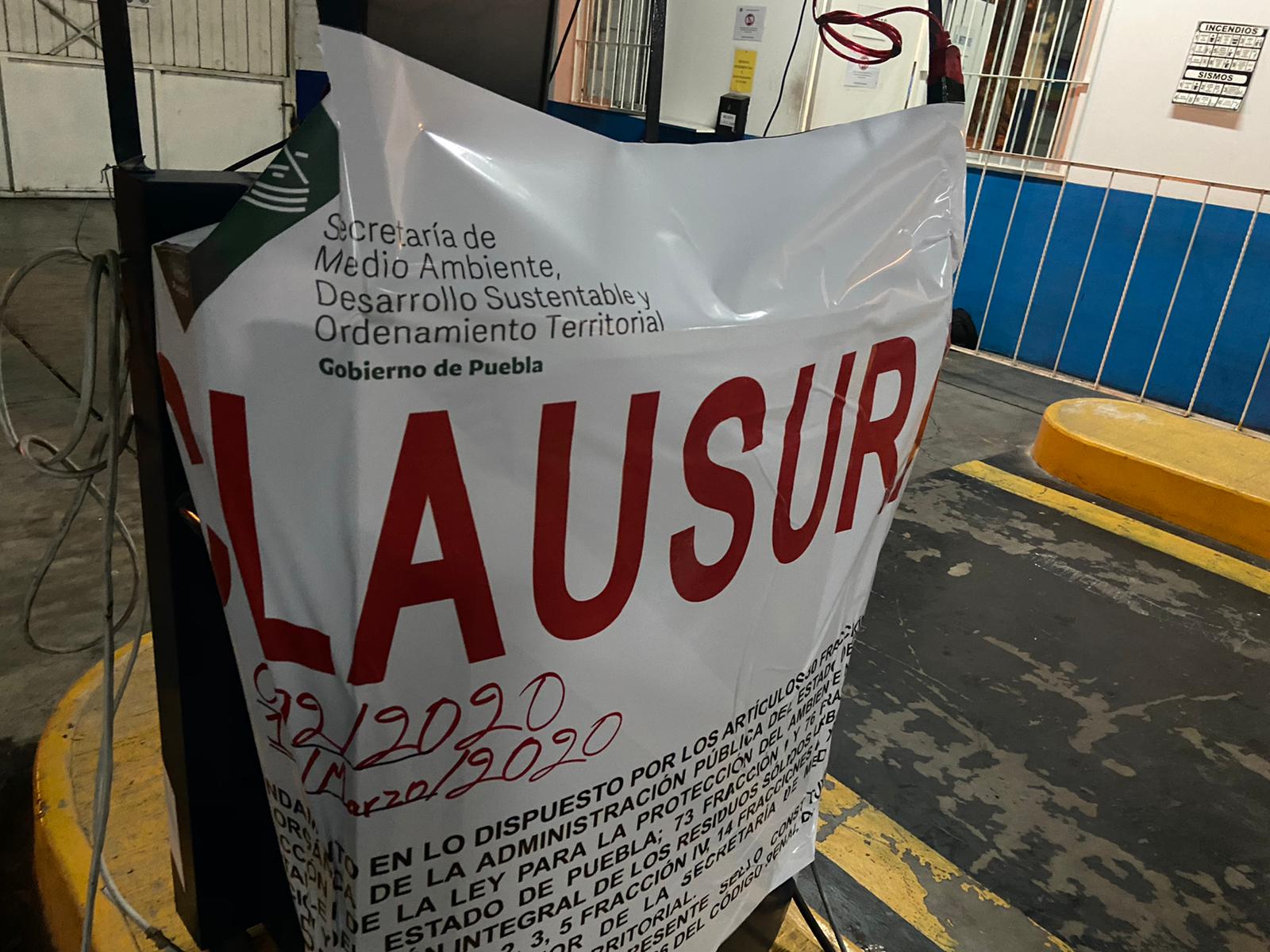 Clasuran verificentros de bulevar Atlixco y la CAPU