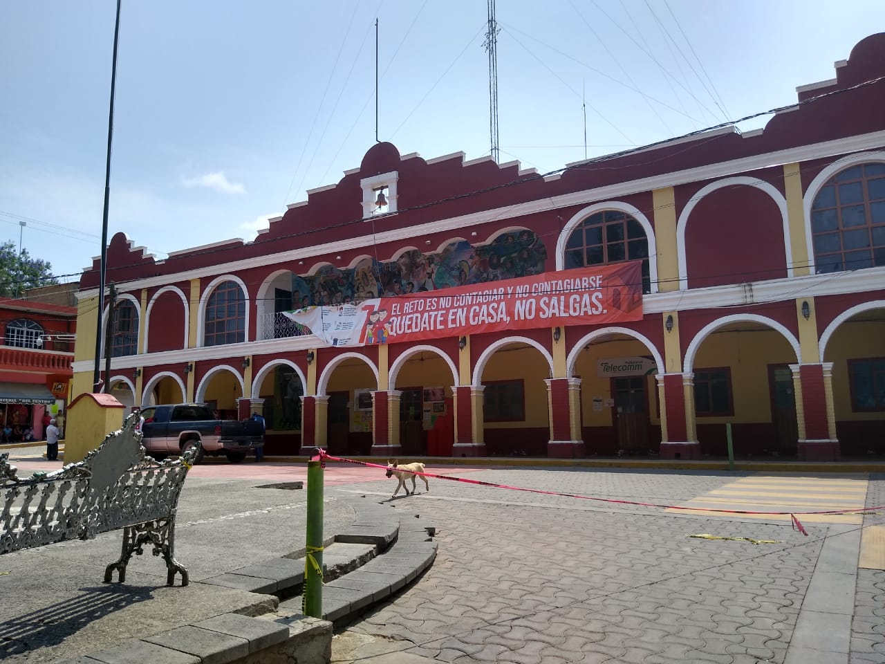 Se suman más juntas auxiliares en toma de palacio de Coxcatlán