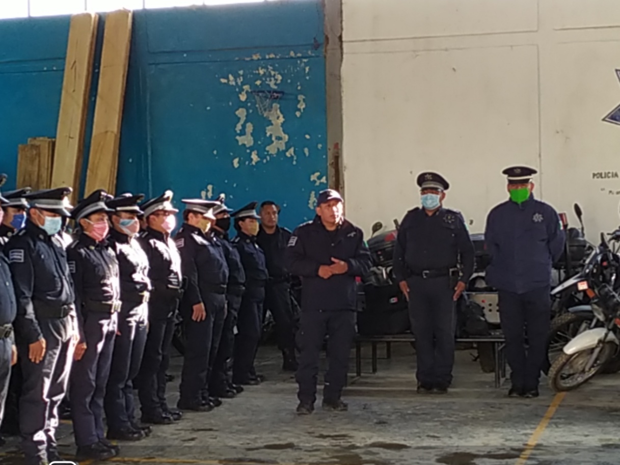 Prometen cuatrimotos y apoyos a policías en paro de Huauchinango