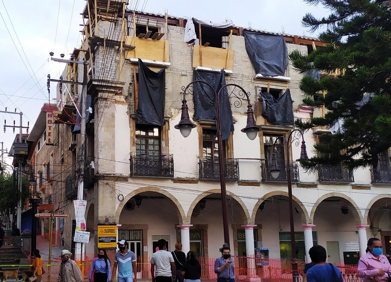 Clasuran obras en hotel construido por familia de edil en Huauchinango