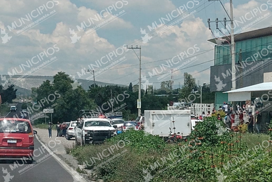 Exigen libertad de un taquero detenido en Tecamachalco