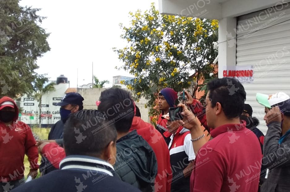 Zafarrancho entre sindicato y personal municipal de Santa Rita Tlahuapan