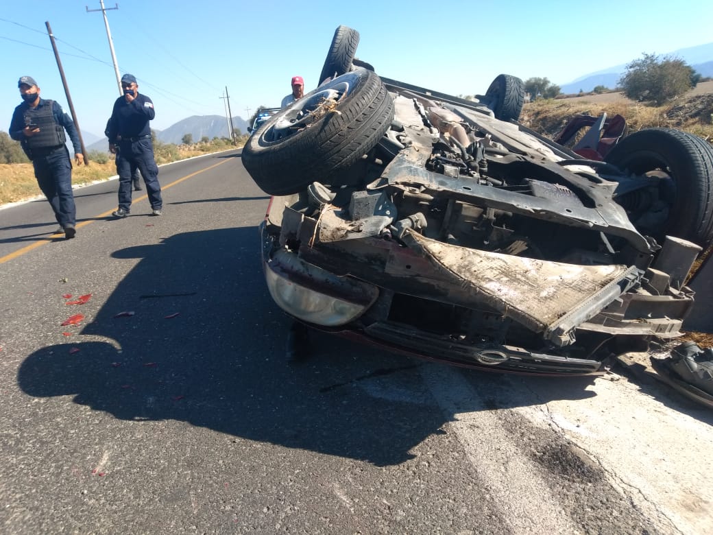 Accidente vial deja una mujer muerta y 3 lesionadas en Ciudad Serdán