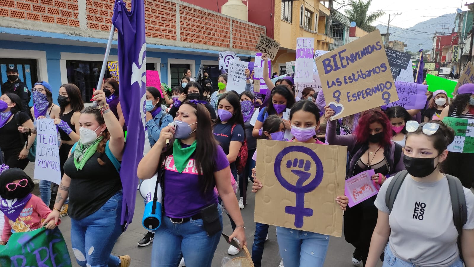 Resuenan nombres de víctimas de feminicidio en la Sierra Norte