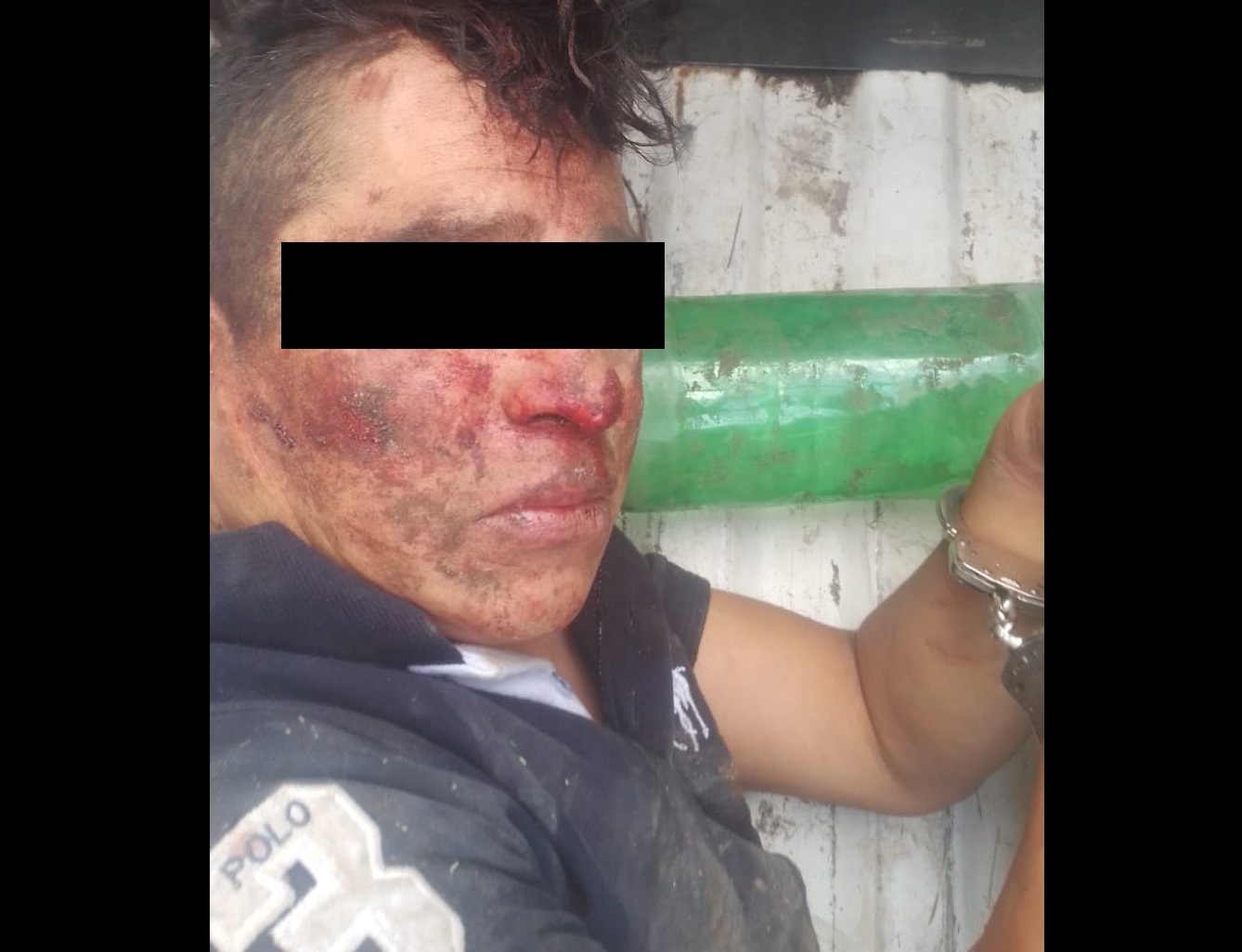 Comuneros someten a golpes a presunto asaltante en Huauchinango