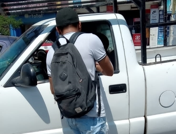 Integrantes de la FNERRR botean en Oaxaca