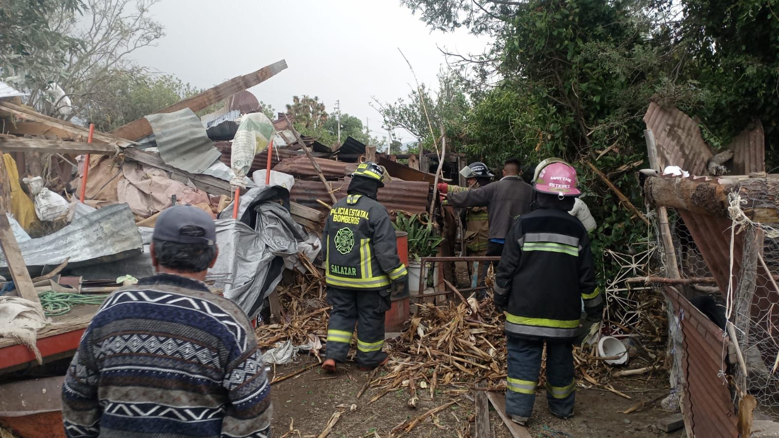 VIDEO Tornado deja cuatro viviendas afectadas en Ciudad Serdán