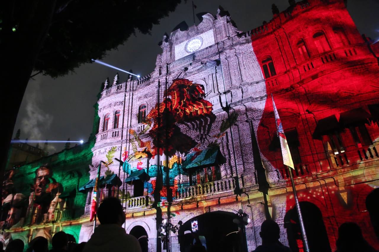 Proyectan en Palacio Municipal el videomapping México: valentía y tradición