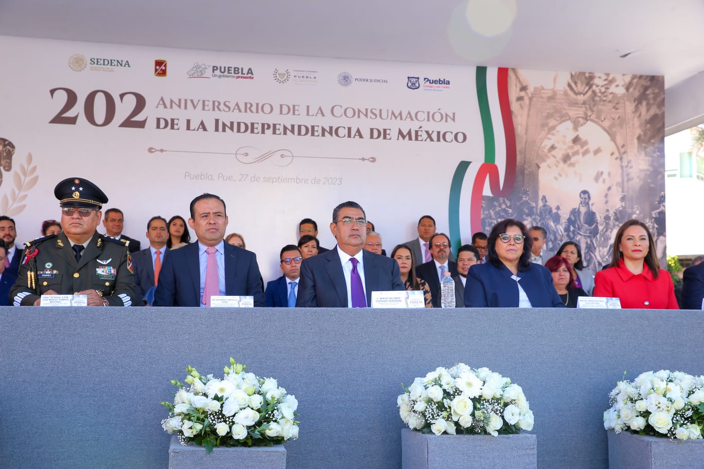 Céspedes llama a fortalecer la unidad en ceremonia por Consumación de Independencia