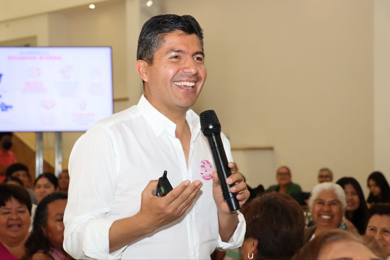 Encuestas reportan tendencia favorable: Lalo Rivera a mujeres en Tehuacán 